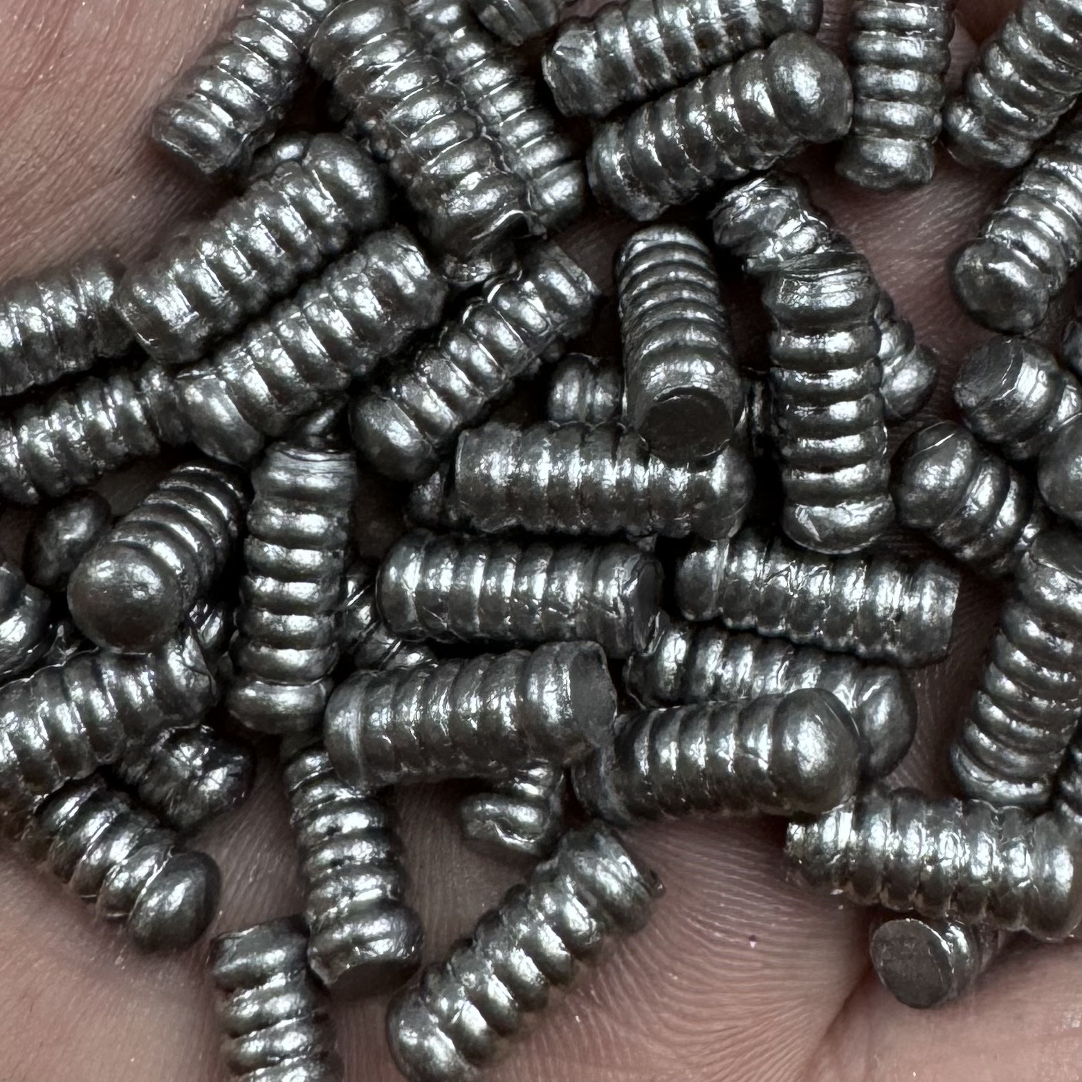 Chumbo Estrela de Prata HL 5,5mm 50 grains 3,26 gramas 14,27mm – 290 unidades - Imagem 3